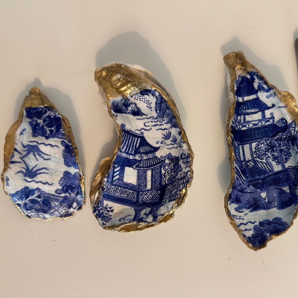 Chinoiserie Oyster Shells - Set of 3